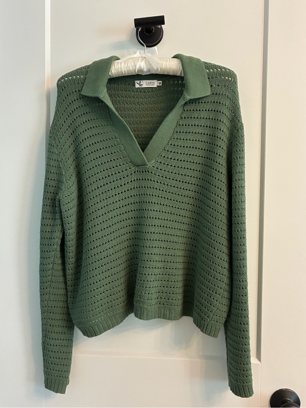 Open-Knit Collared V-Neck Sweater - Grass Green